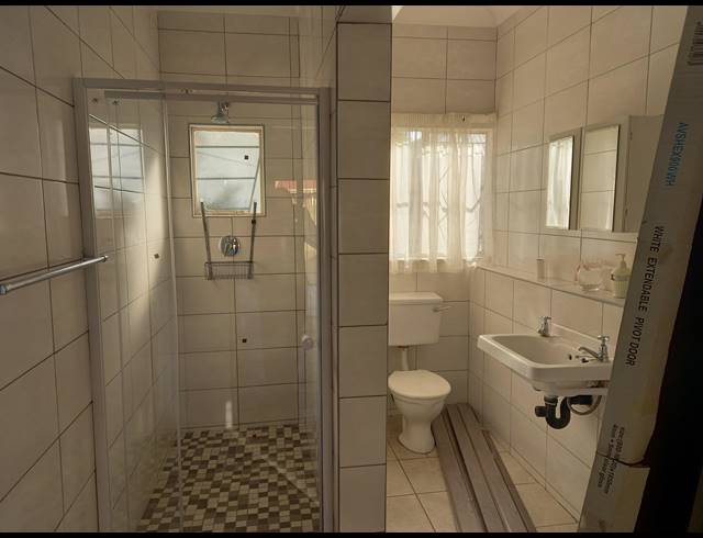 4 BEDROOM HOUSE FOR SALE IN VANDERBIJLPARK SW